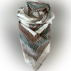 Women’s Blanket Scarf